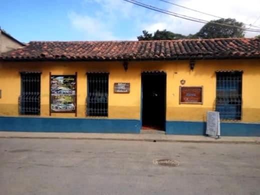 Hostal Nova Colonial Пуэрто-Коломбия Экстерьер фото