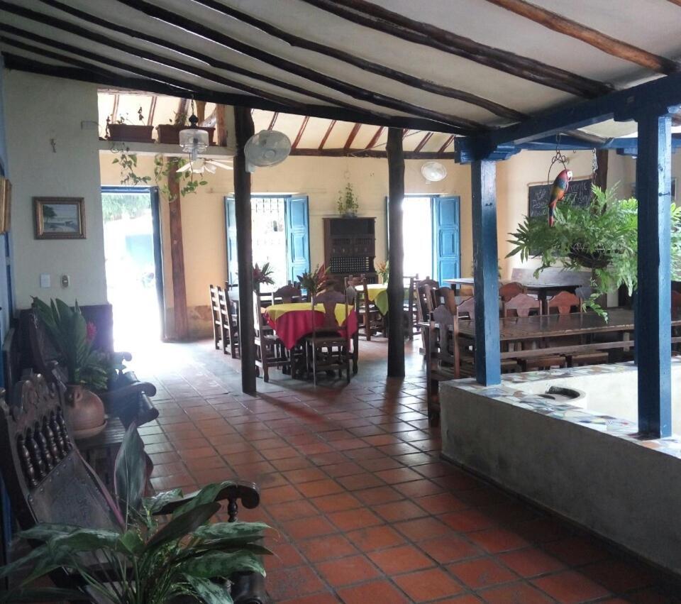 Hostal Nova Colonial Пуэрто-Коломбия Экстерьер фото